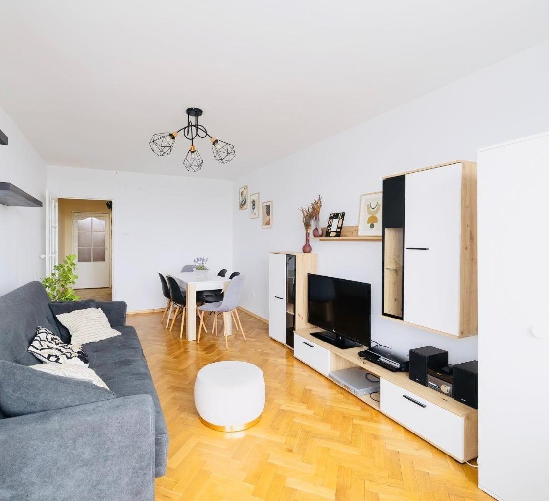 Apartamento Apartament 2 Pokoje Blisko Morza 1500 Metrow W Gdansku Exterior foto